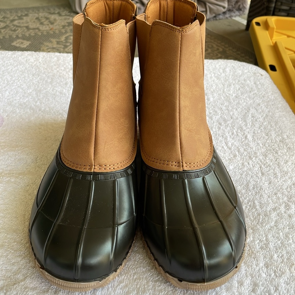 NEW Newlin Duck Boot (Women) Steve Madden Size Women’s 11 Tan - Picture 10 of 12